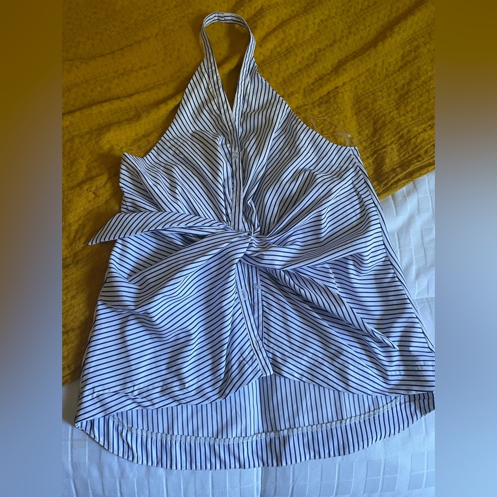 Knot myself top